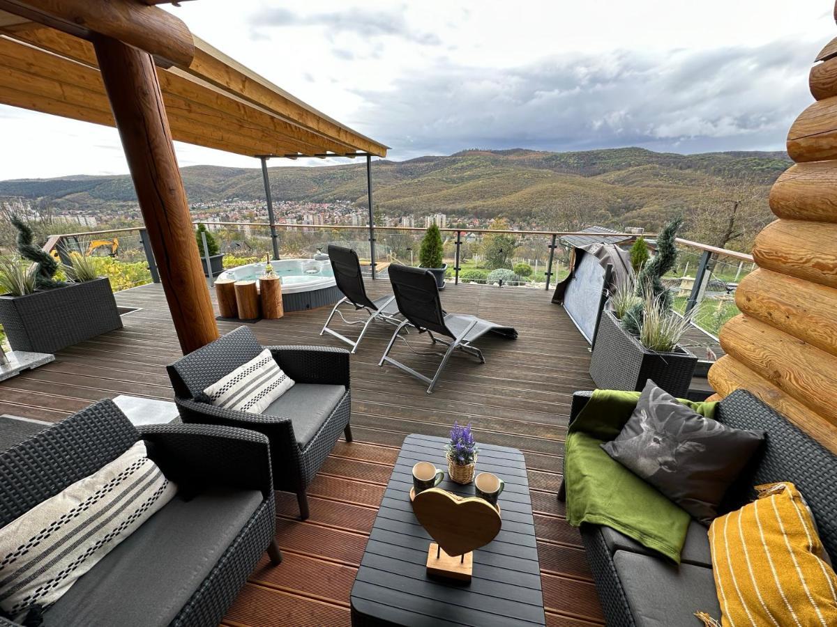 Roenk Relax Appartement Miskolc Buitenkant foto