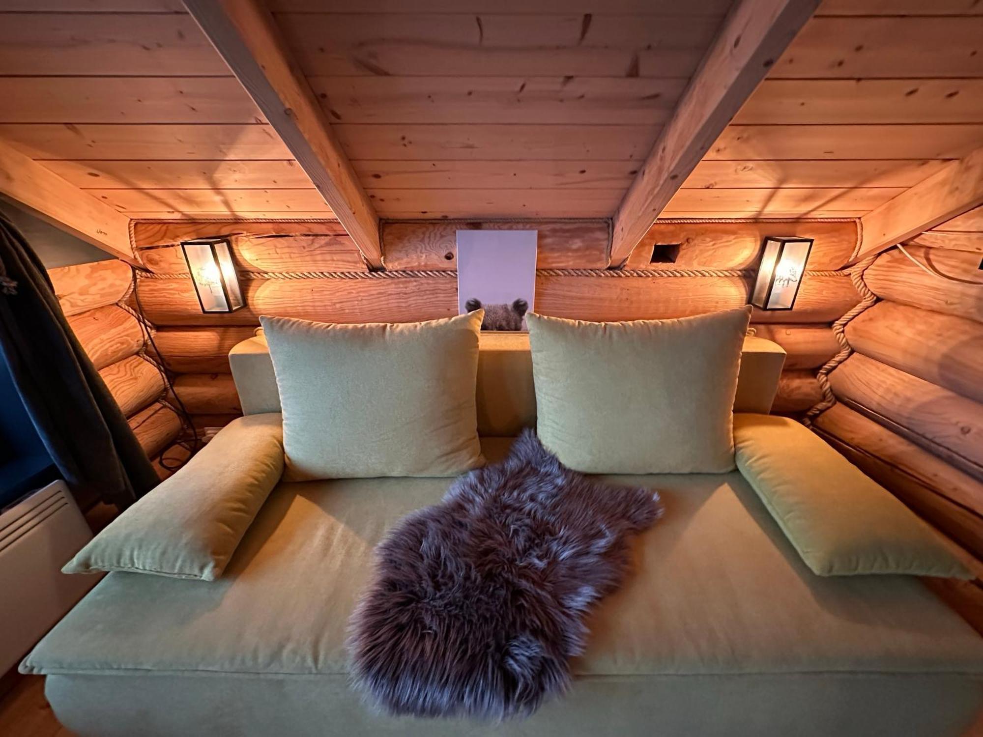 Roenk Relax Appartement Miskolc Buitenkant foto